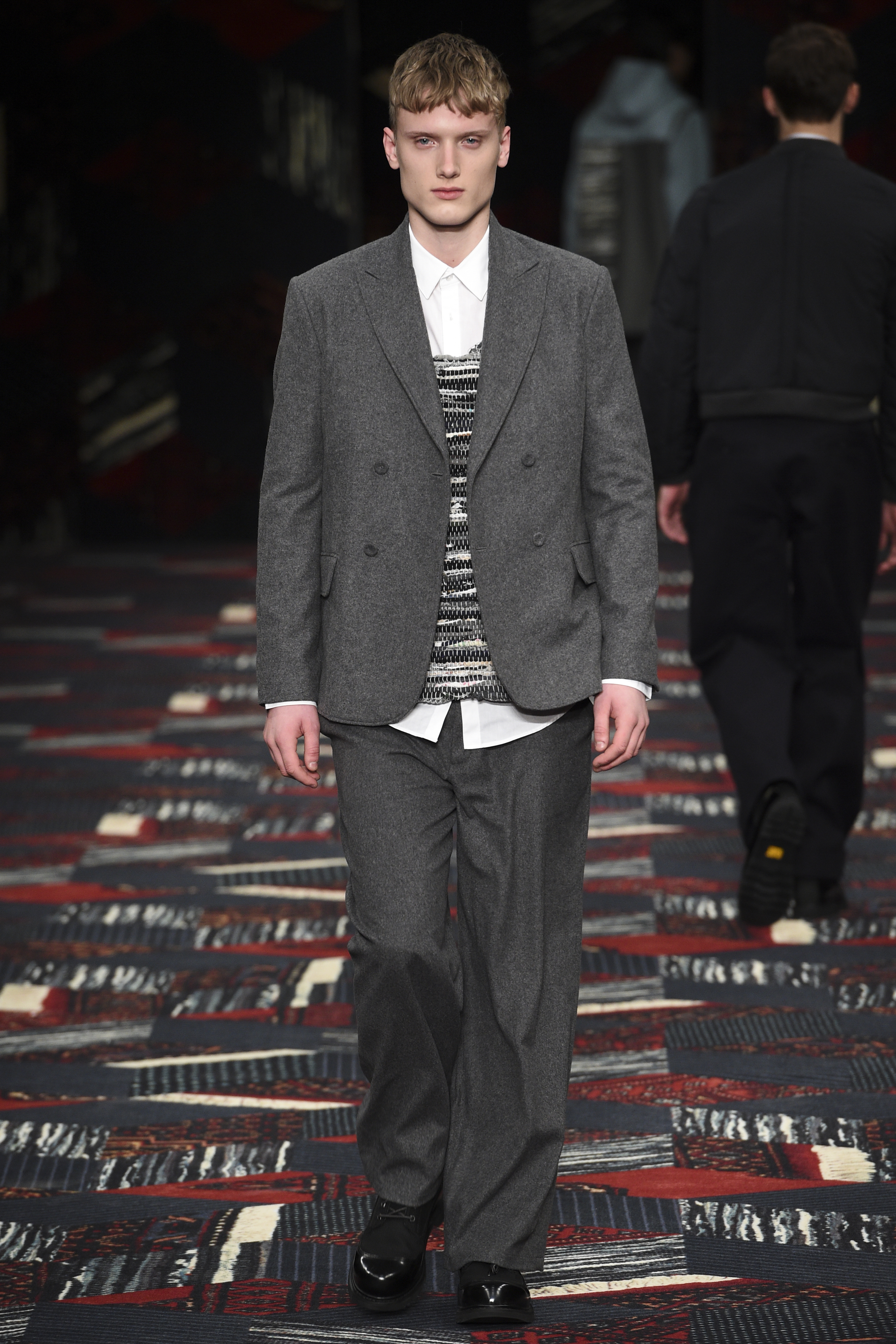 Read more about the article TONSURE – AW16